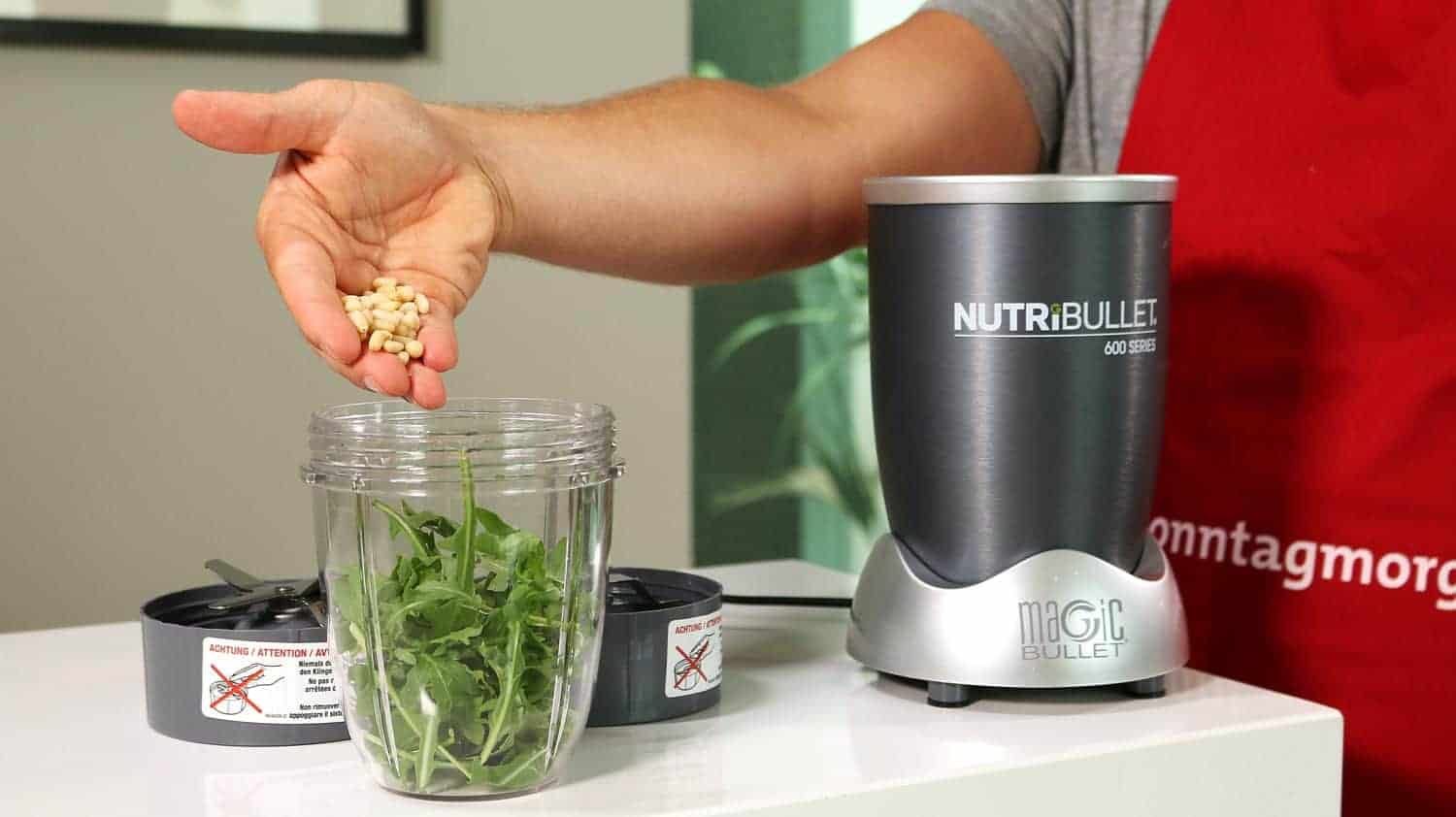Pesto mit Pinienkernen