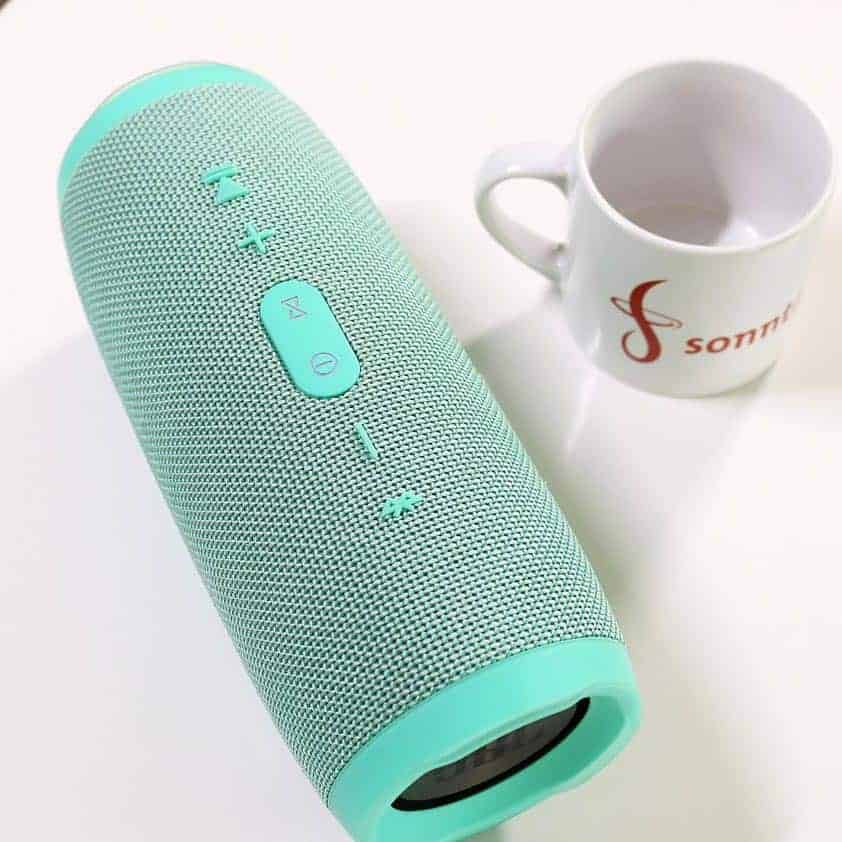 Die JBL Charge 3 von oben