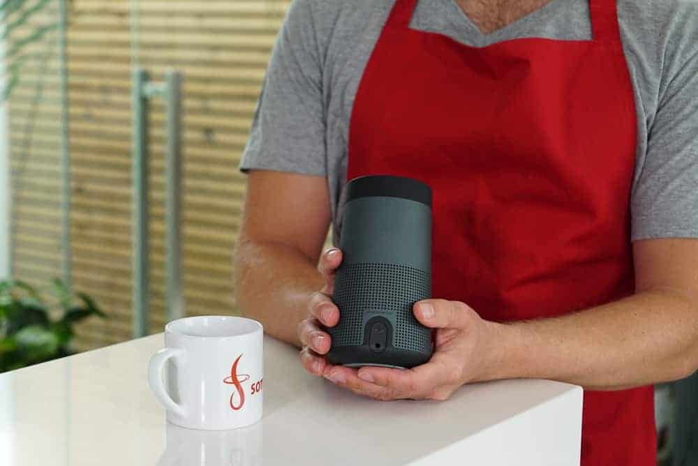 Bose SoundLink Revolve AUX Anschluss