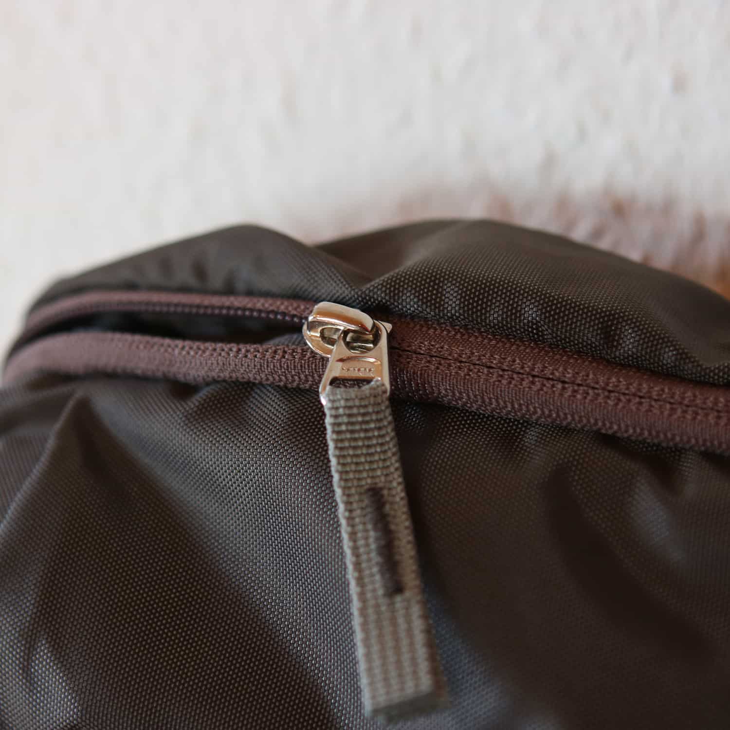 Mountaintop 65+5L Rucksack – Reißverschluss, Foto2