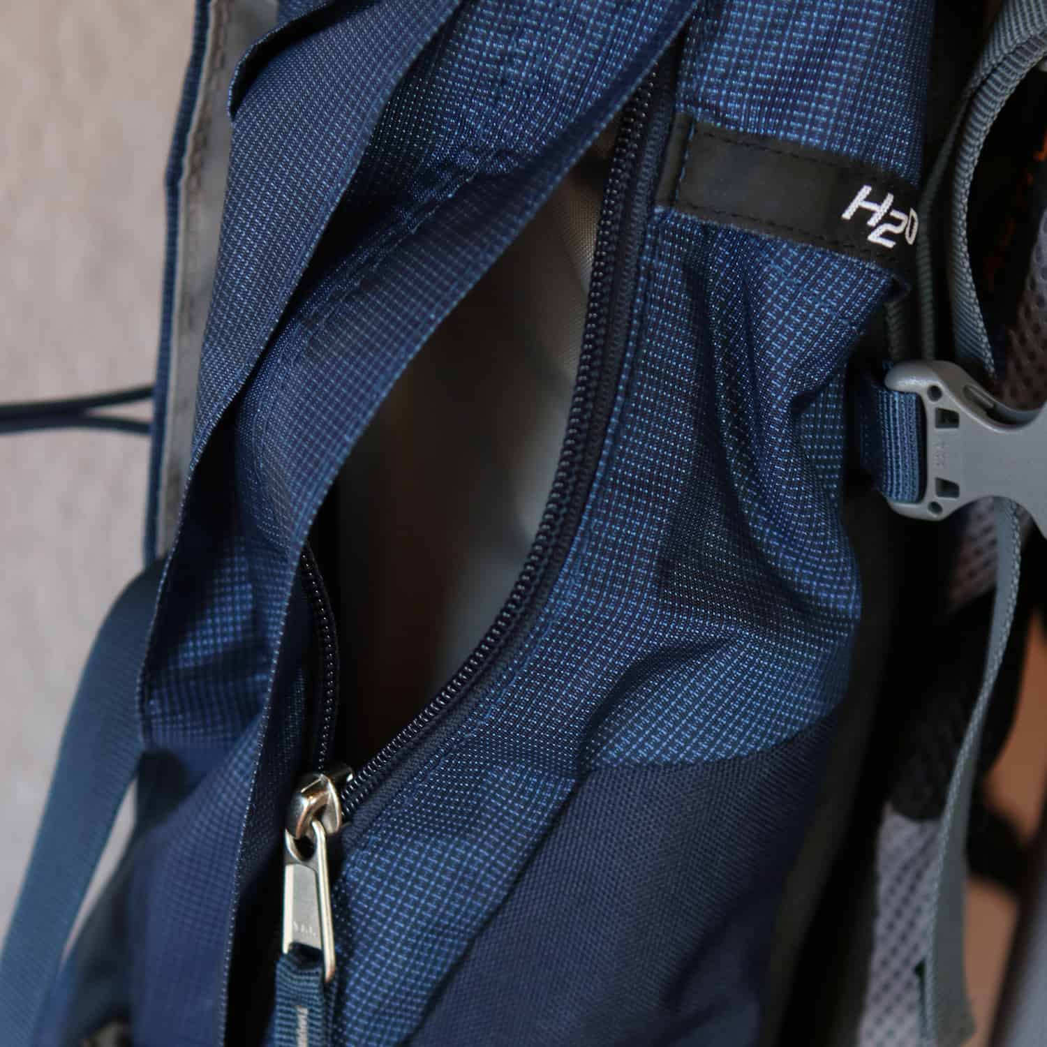 Rucksack-Test – Deuter Seitenfach