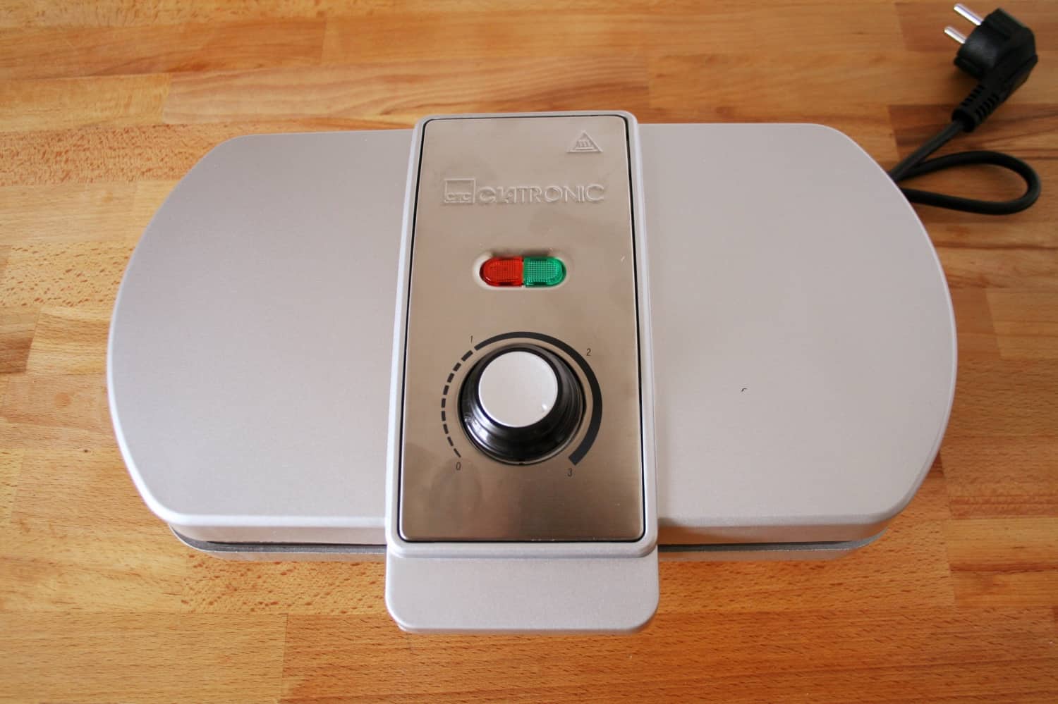 Clatronic Waffeleisen – geschlossen