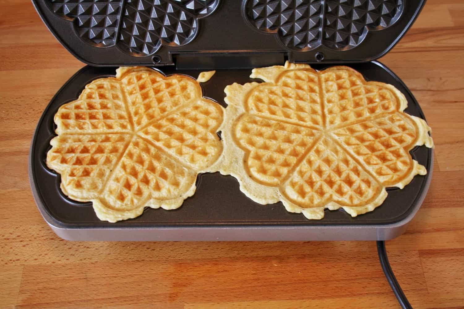 Frisch gebackene Waffeln mit dem Clatronic WA 3607