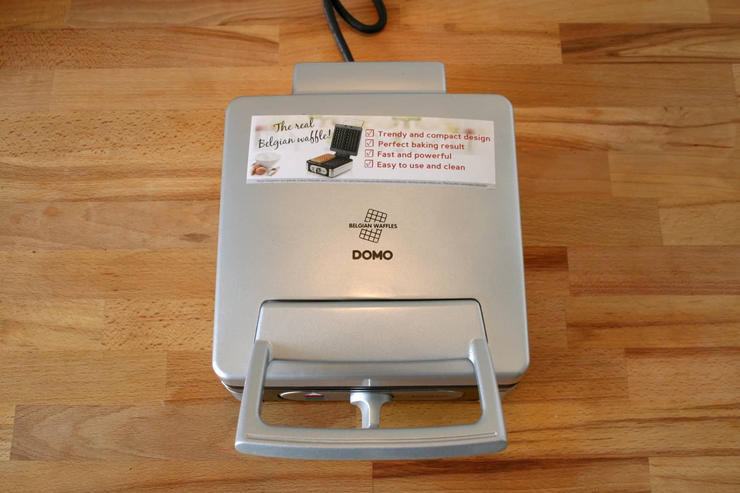 Domo DO9047W Waffeleisen – Deckelansicht