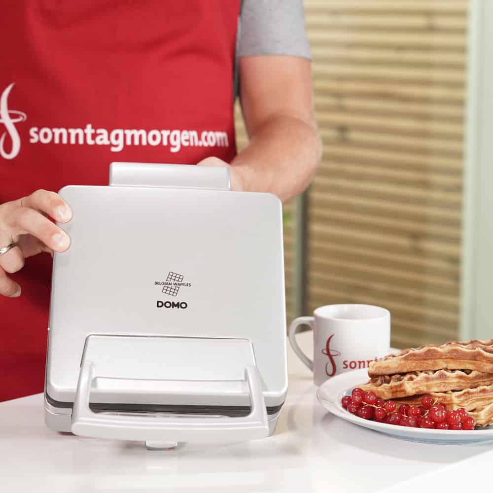 Domo DO9047W Waffeleisen – Gerät-Vorderansicht
