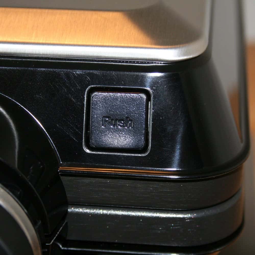Krups FDD95D – Schalter zur Plattenfreigabe