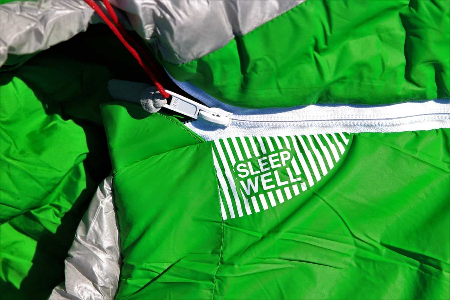 Detailansicht Mammut Kompakt Schlafsack Reißverschluss