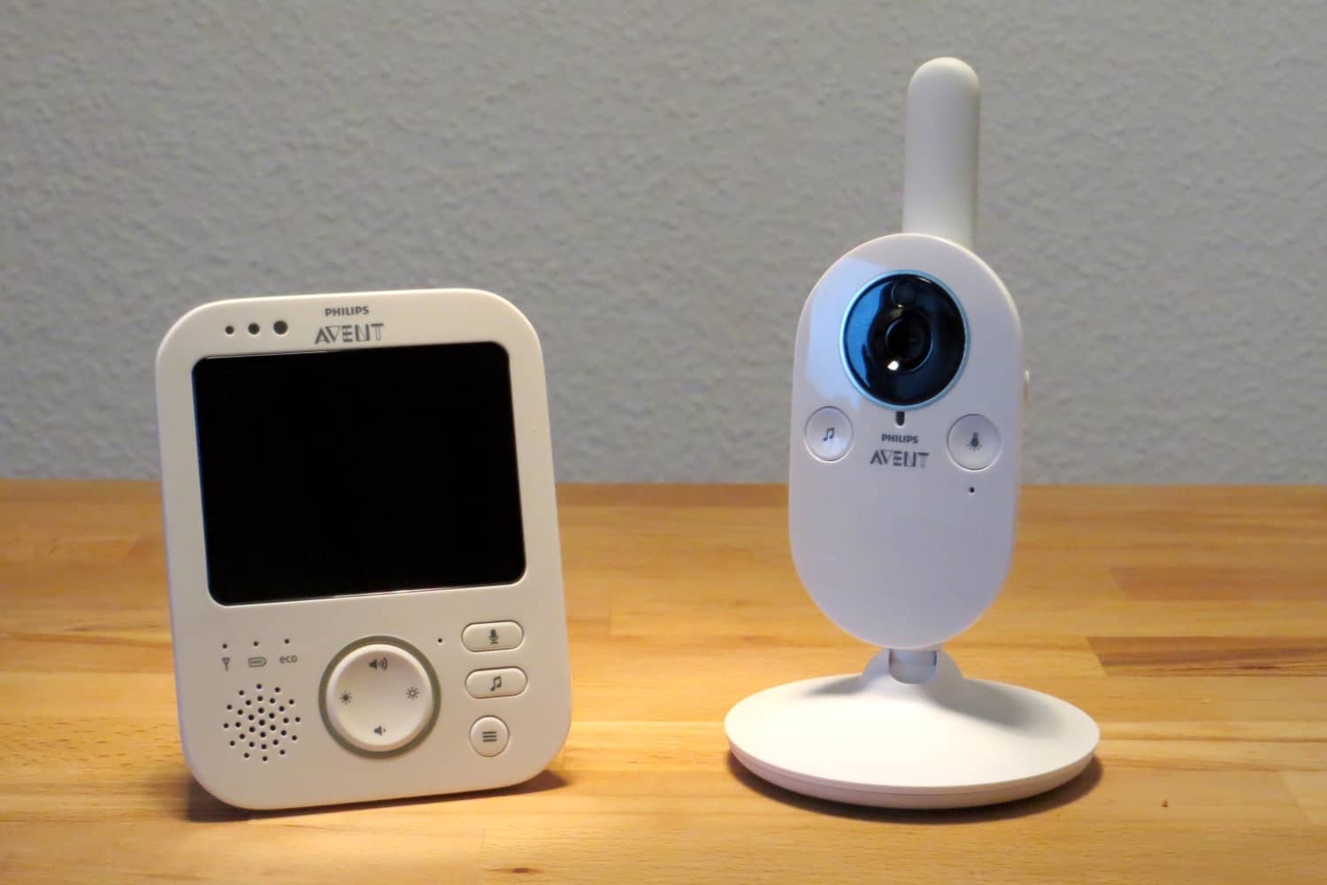 Babyphone-Test - Philips Avent SCD630, beide Geräte