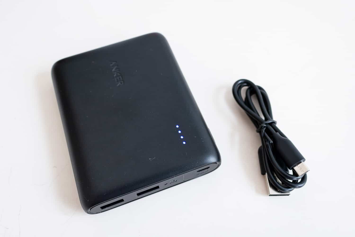 Anker Powercore 13000 mAh Kabel