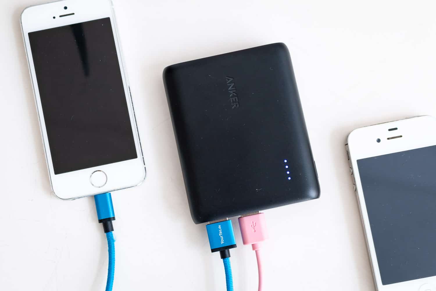 Anker Powercore 13000 mAh aufladen