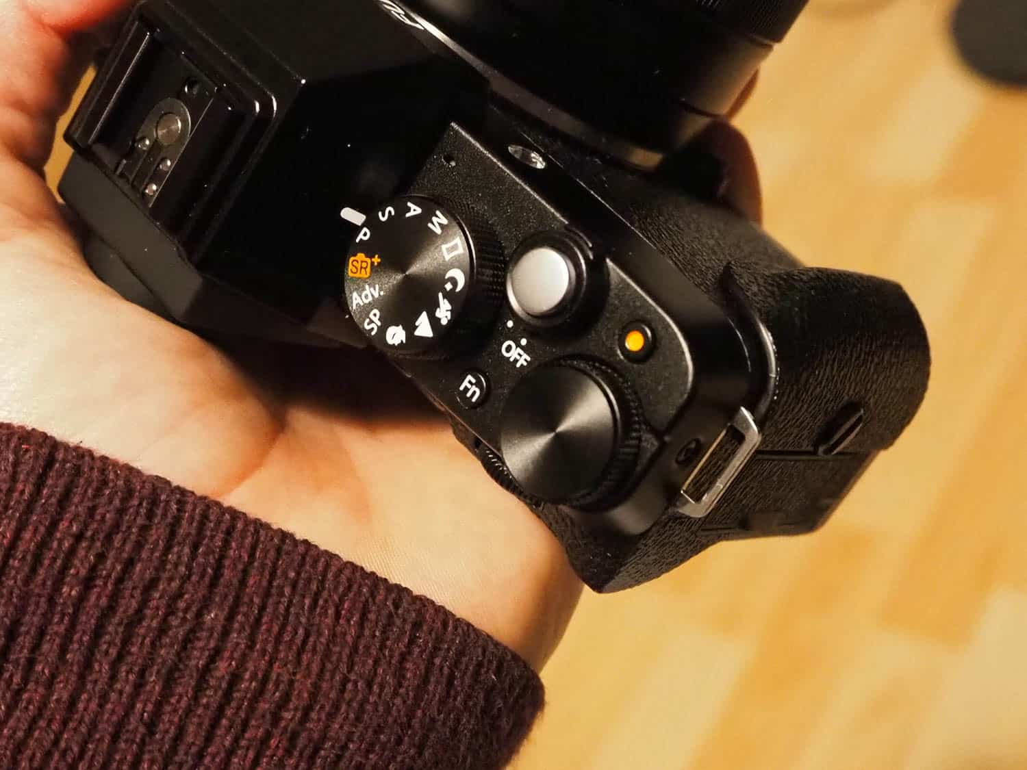 Fujifilm X-T100 mitgelieferter Griff
