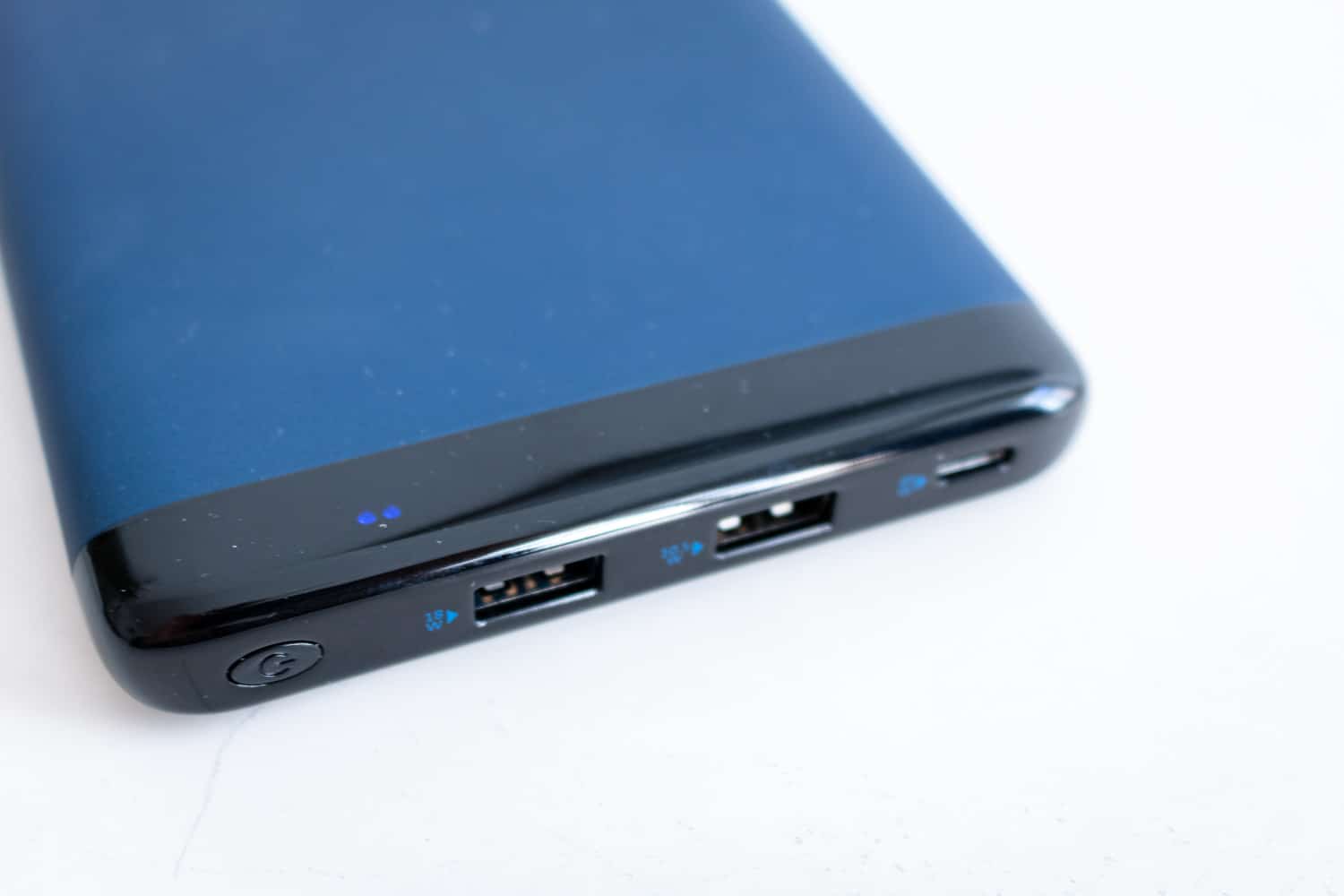 Omars USB-Powerbank – LED-Anzeige