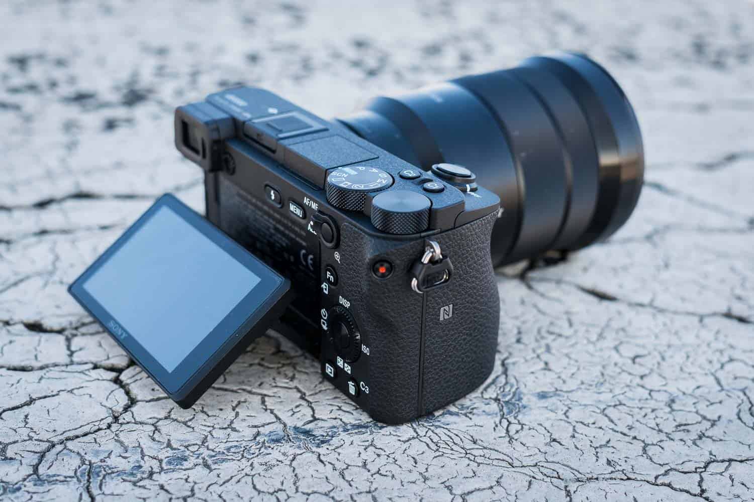 Sony Alpha 6500 ausklappbares Display