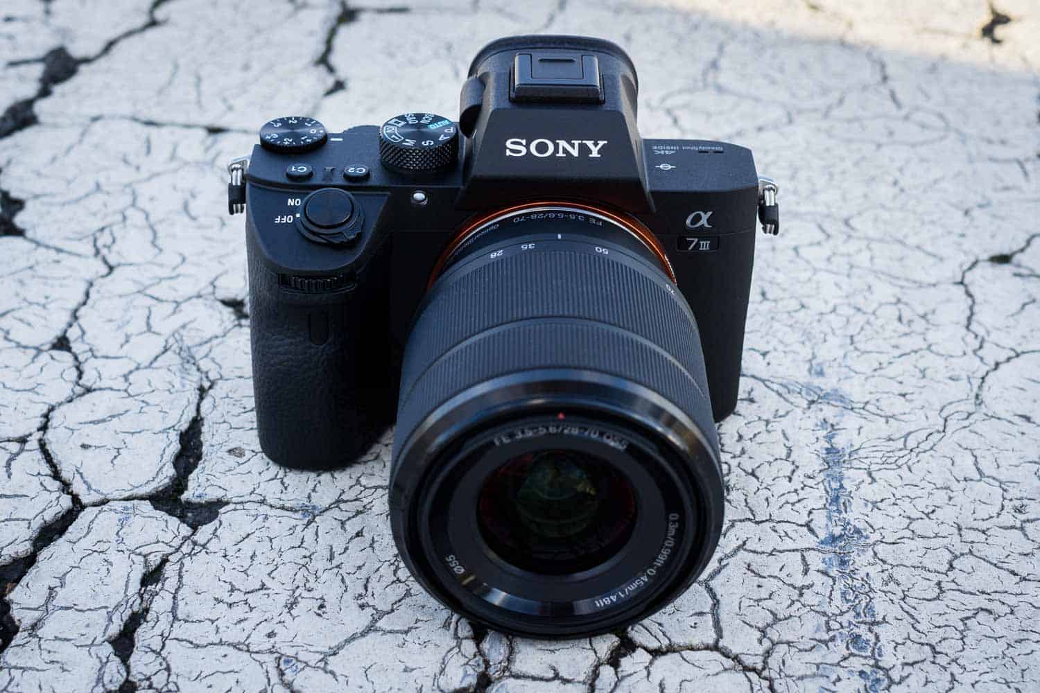 Sony Alpha 7 III von vorne
