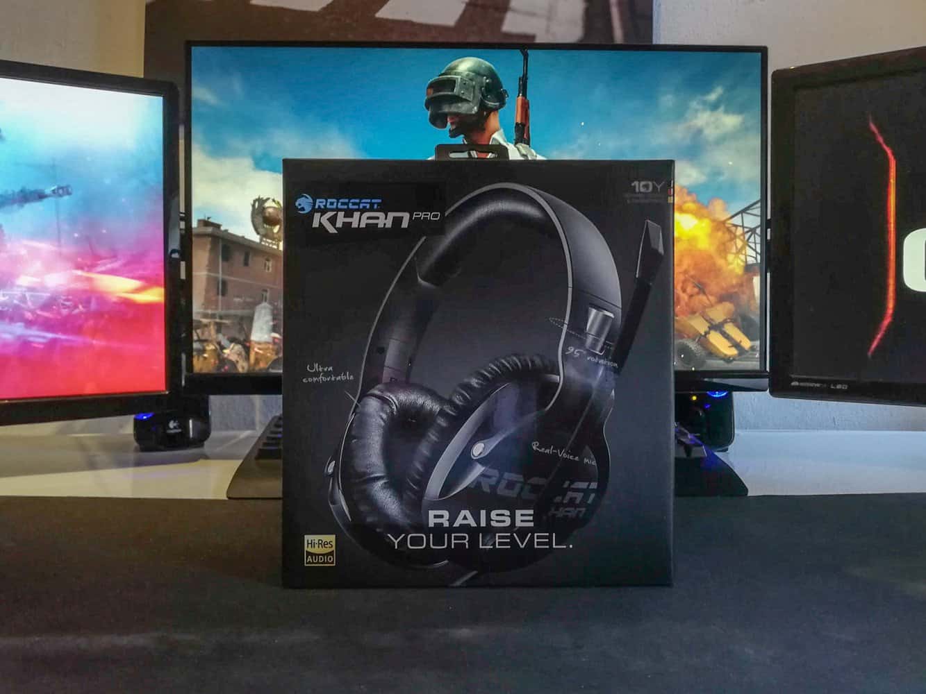 Roccat Khan Verpackung front